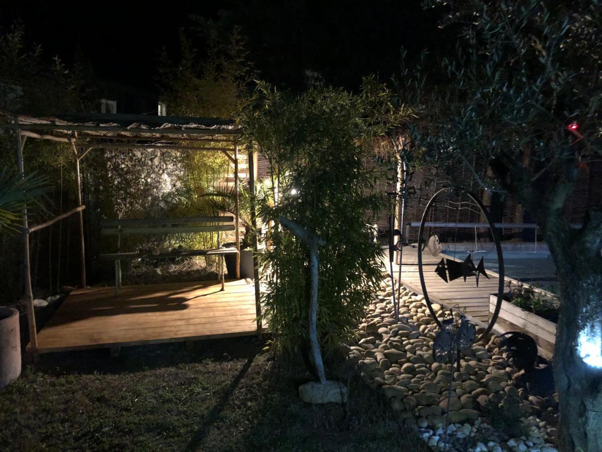Le Luberon Des Artistes Villa Oppède Exterior foto